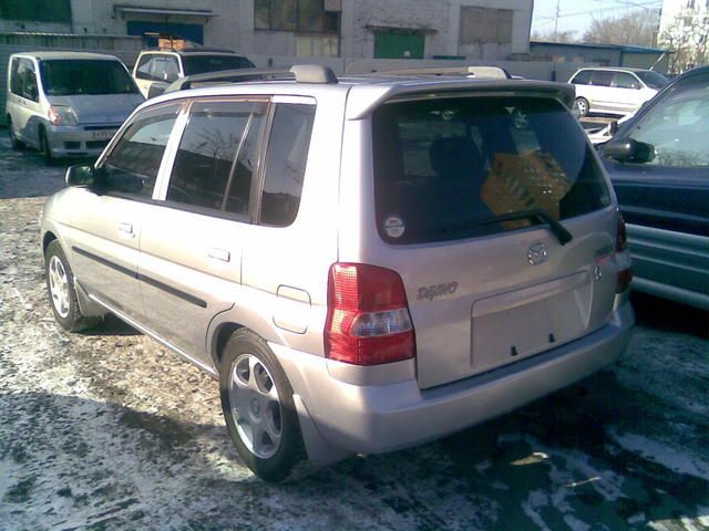 2002 Mazda Demio
