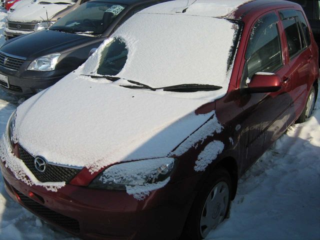 2002 Mazda Demio
