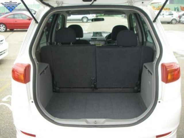 2002 Mazda Demio