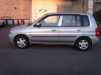 2002 Mazda Demio