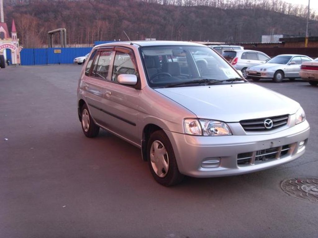 2002 Mazda Demio