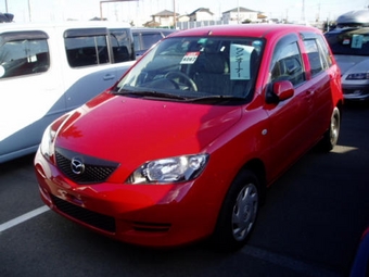 2002 Mazda Demio