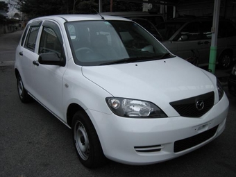 2002 Mazda Demio