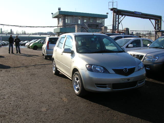 2002 Mazda Demio For Sale