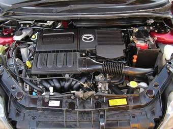2002 Mazda Demio Pictures