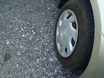 2002 Mazda Demio Wallpapers