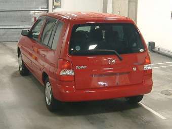 2002 Mazda Demio Photos