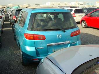 2002 Mazda Demio Photos