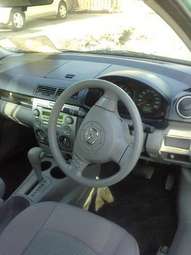 2002 Mazda Demio Photos