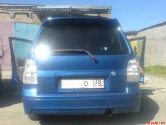 2002 Mazda Demio Pictures