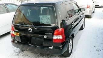 2002 Mazda Demio Photos