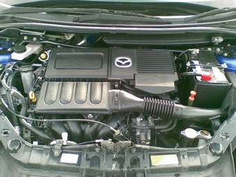 2002 Mazda Demio Pictures
