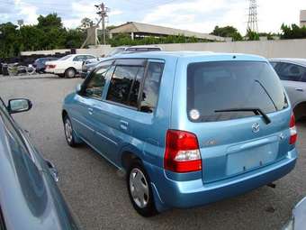 2002 Mazda Demio Wallpapers