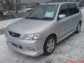 2002 Mazda Demio Pics