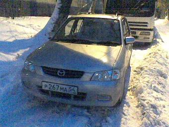 2002 Mazda Demio Pictures