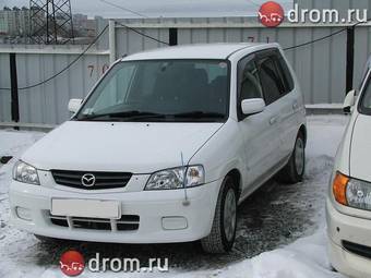 2002 Mazda Demio Pictures