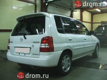 2002 Mazda Demio Pics