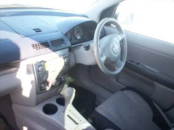 2002 Mazda Demio Photos
