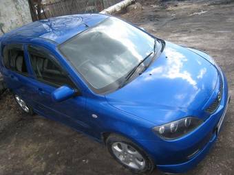 2002 Mazda Demio Photos