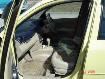 2002 Mazda Demio Wallpapers