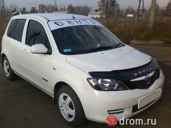 2002 Mazda Demio Pics