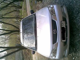 2002 Mazda Demio Photos
