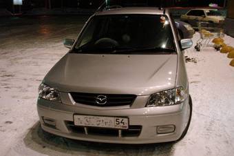 2002 Mazda Demio Pictures