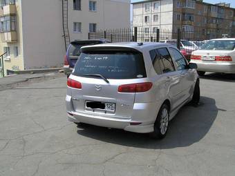 2002 Mazda Demio Photos