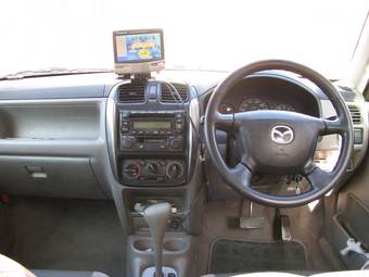 2002 Mazda Demio Pics