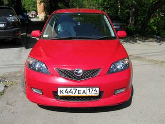2002 Mazda Demio Pics