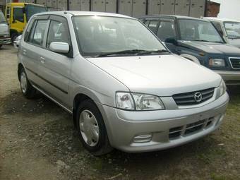 2002 Mazda Demio Pics