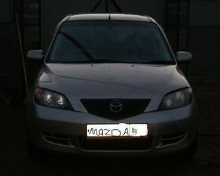 2002 Mazda Demio Pictures