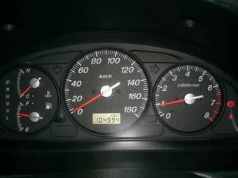 2002 Mazda Demio Photos
