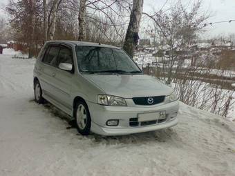 2002 Mazda Demio Pictures