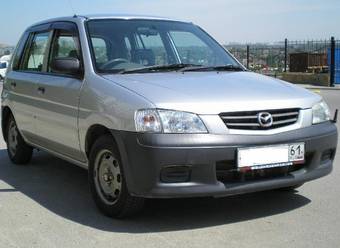 2002 Mazda Demio Photos