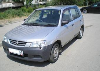 2002 Mazda Demio Pictures