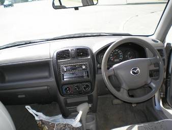 2002 Mazda Demio Photos