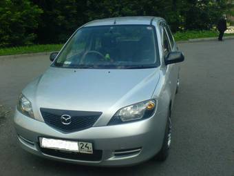 2002 Mazda Demio Pictures