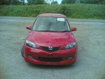 2002 Mazda Demio Pictures