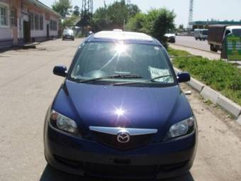 2002 Mazda Demio Pictures