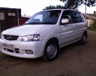 2002 Mazda Demio Pictures