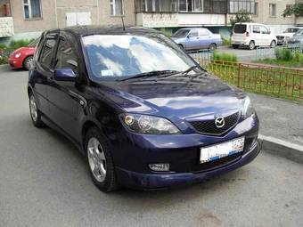 2002 Mazda Demio Pictures