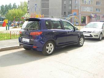 2002 Mazda Demio Photos