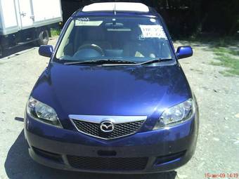 2002 Mazda Demio Pictures