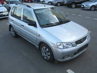 2002 Mazda Demio Pictures