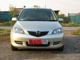 2002 Mazda Demio Pictures