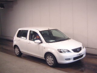 2003 Mazda Demio