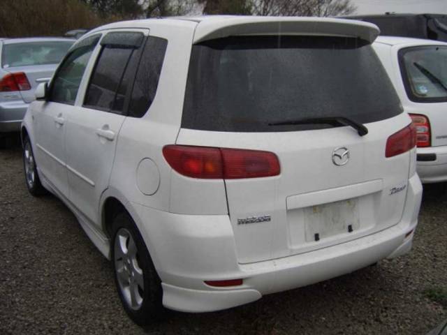 2003 Mazda Demio