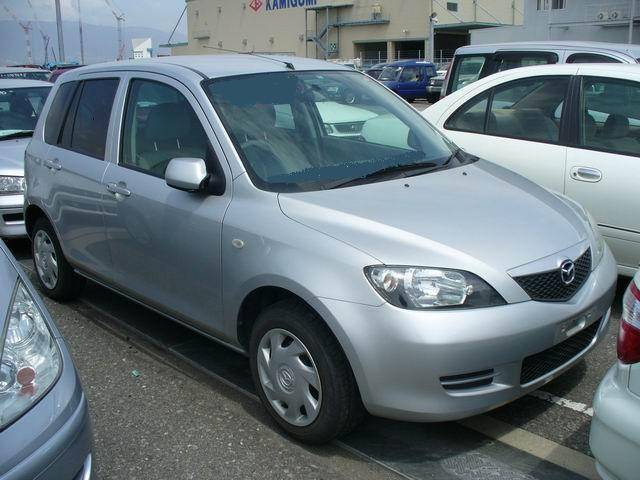 2003 Mazda Demio