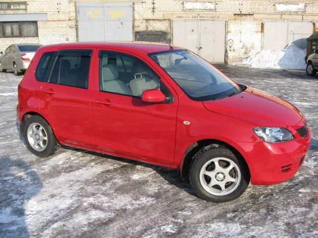 2003 Mazda Demio